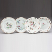Set of Four Porcelain Plates with Flowers Qing Dynasty